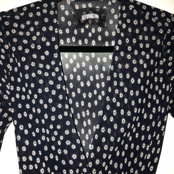 Reformation Tessa dress.Would also trade this dress for the same one in size M. - Picture 5 of 7